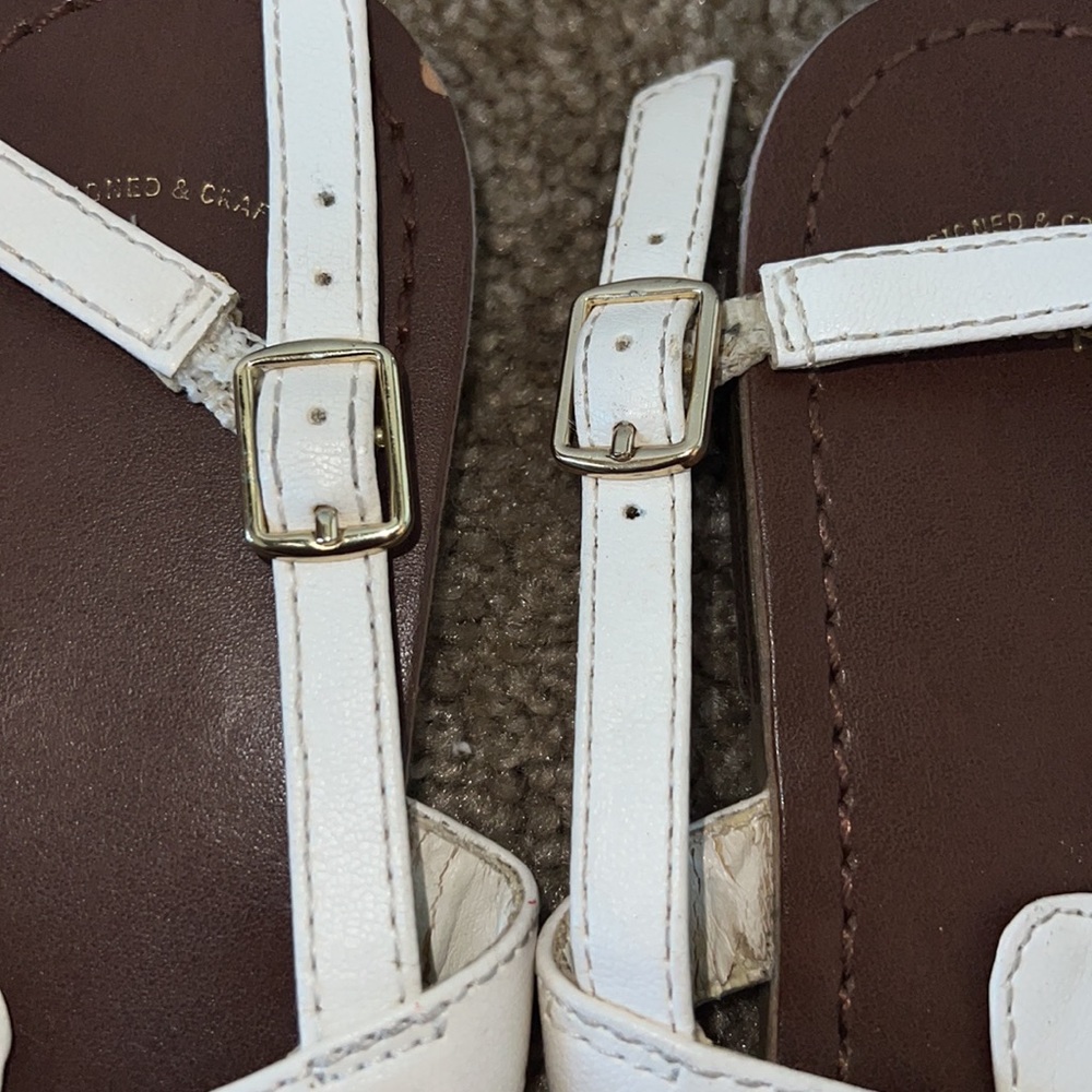 Gap Sandal - Picture 7 of 7